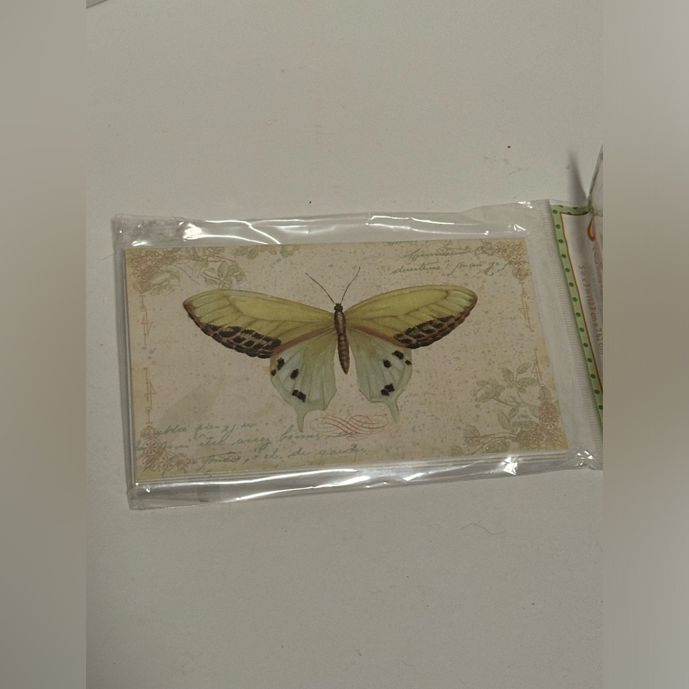 8 Butterfly Note Cards with Envelopes